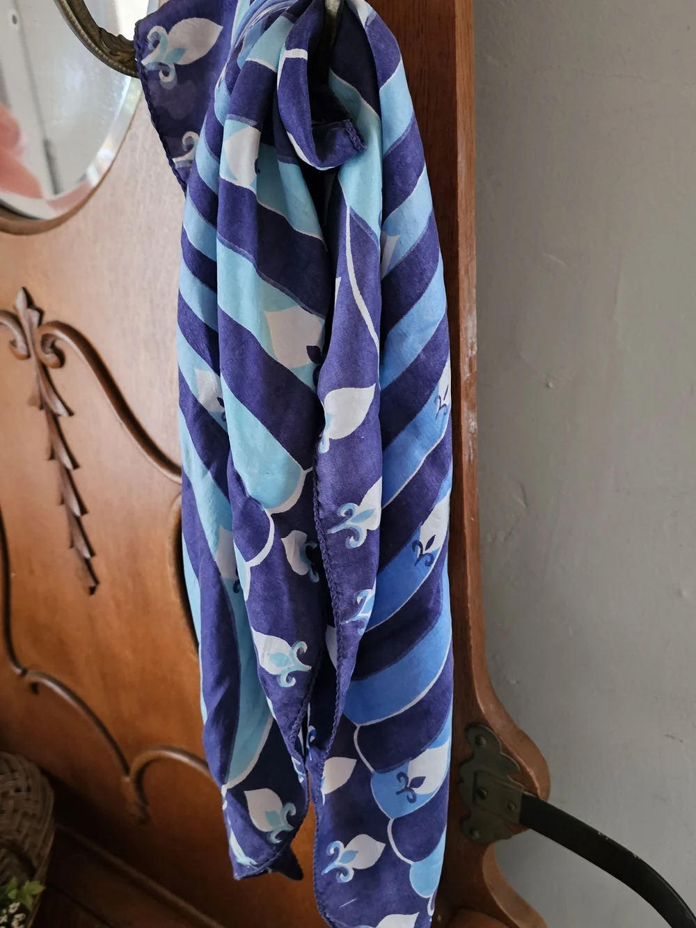 Vintage Style Op Art Scarf Blue Psychedelic Spiral Square Bandana
